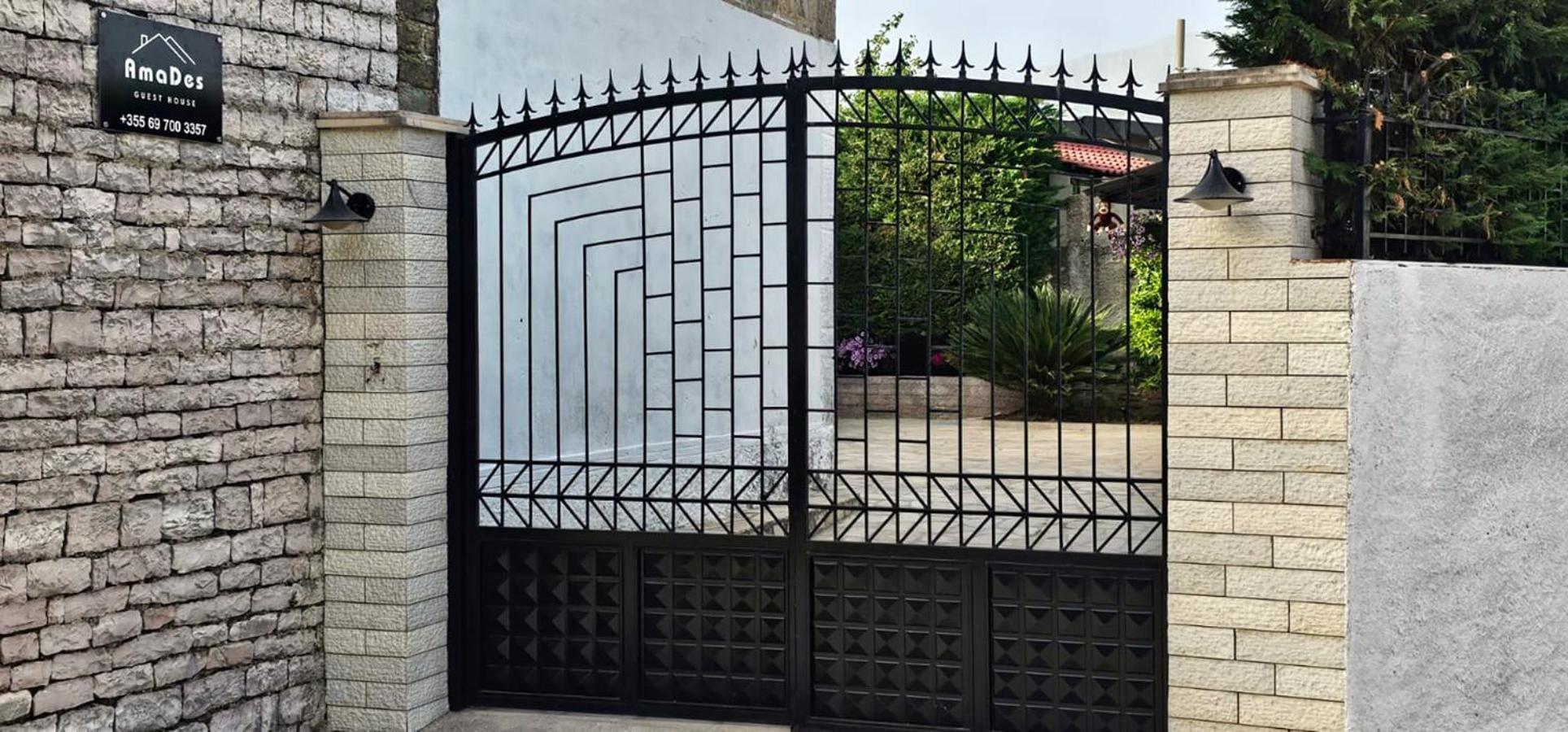 Amades Guest house